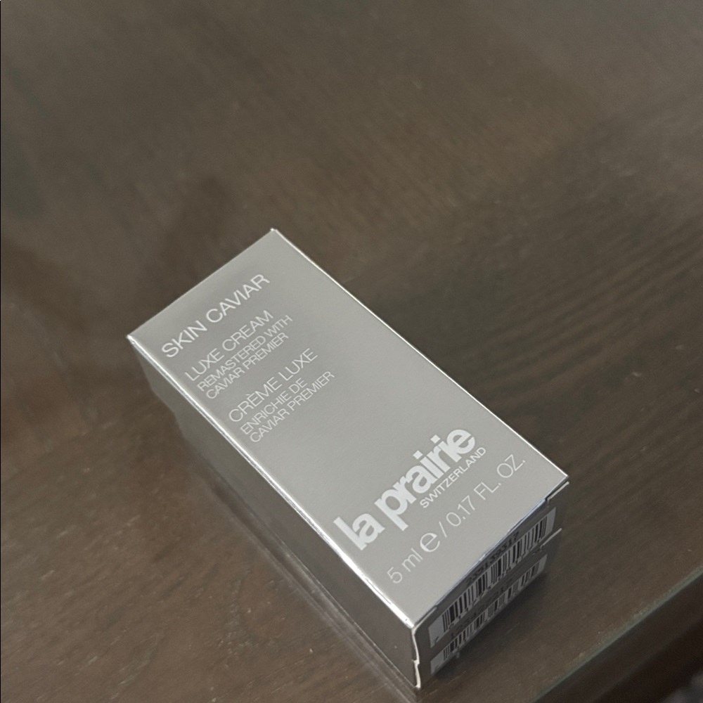 La Prairie Skin Caviar Luxe Cream in Silver Box travel size discovery set new